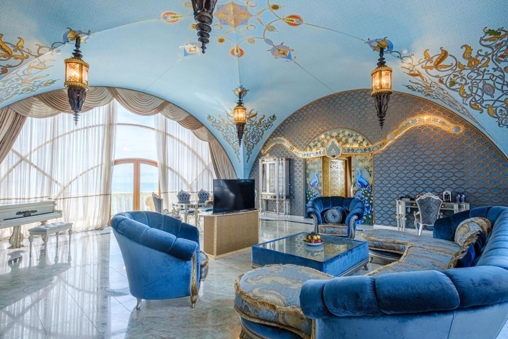 Castello Mare All Inclusive Resort Батуми Екстериор снимка