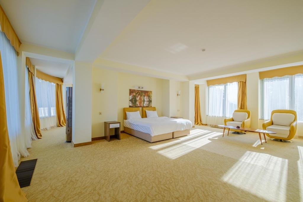 Castello Mare All Inclusive Resort Батуми Стая снимка